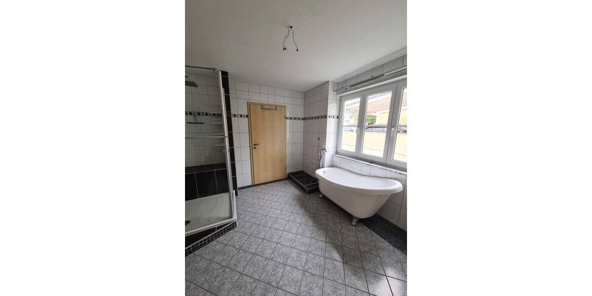 Doppelhaushälfte Landshut Peter u. Paul - 4 Zimmer, 135 m&sup2;, 645.000&euro; | Angebot:26685886