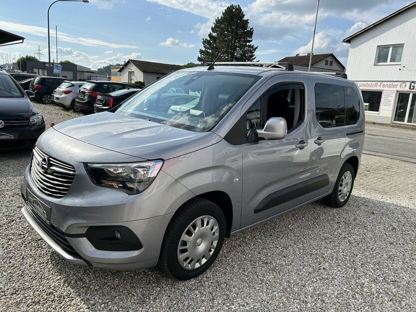 Opel Combo 1.2i Edition 1.HAND Tempomat DAB PDC 54.200 km 16.500 € Altdorf 84032