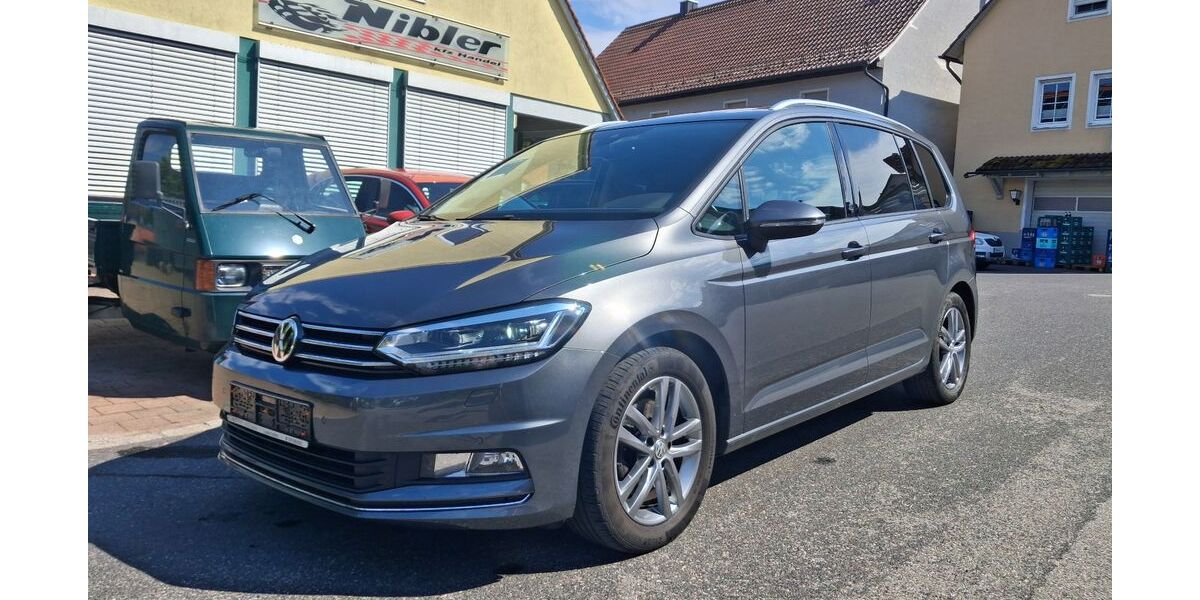 VW Touran 100.000 km 17.980 &euro; Lauterhofen 92283