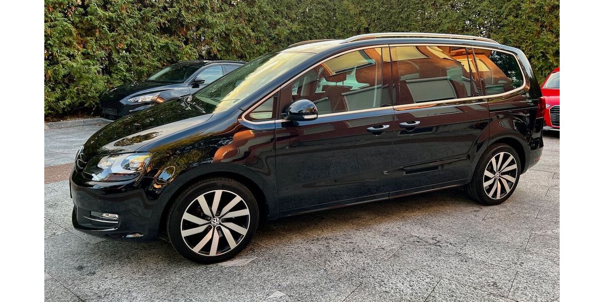 VW Sharan 87.000 km 28.980 € München 81827