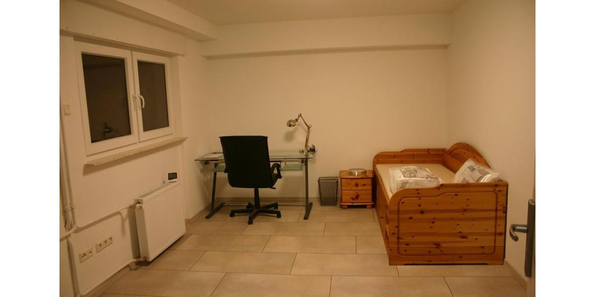 Etagenwohnung Rheinbach - 1 Zimmer, 18 m&sup2;, 580&euro; | Angebot:26351680