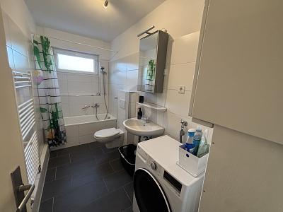RENOVIERT, NEUE KÜCHE, AIR BNB, RENDITE, TOP LAGE - Etagenwohnung Saarbrücken Neue Bremm | Angebot:27145242