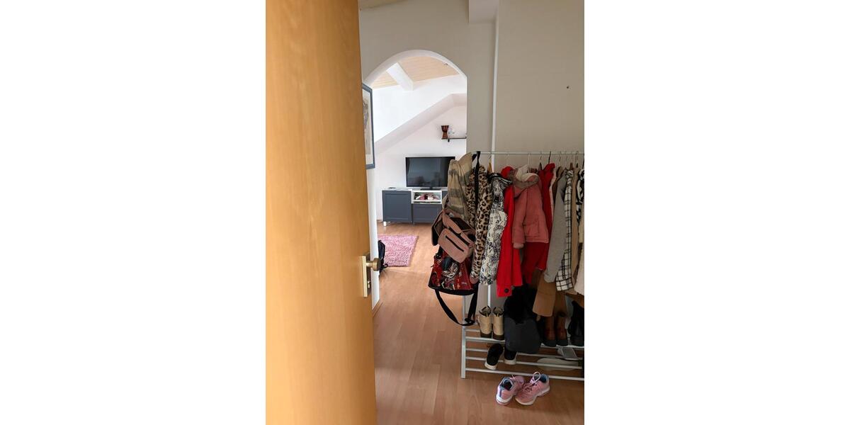 Dachgeschoßwohnung Krefeld Benrad - 2 Zimmer, 55 m&sup2;, 511&euro; | Angebot:26515558