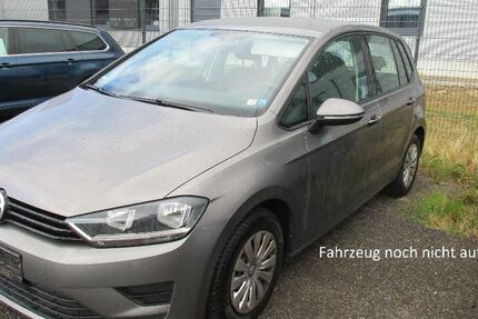 VW Golf Sportsvan 99.995 km 8.990 &euro; Lastrup 49688
