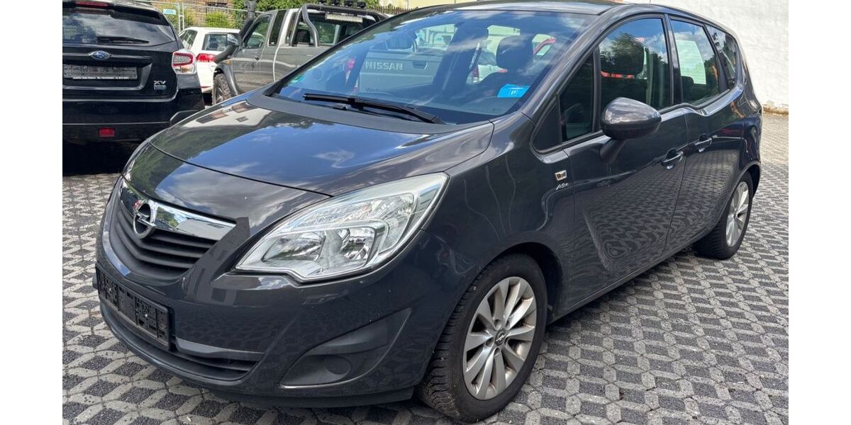 Opel Meriva 219.000 km 2.990 &euro; Altenahr 53505