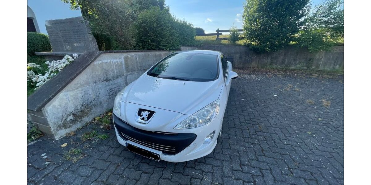 Peugeot 308 242.000 km 2.200 &euro; Drolshagen 57489