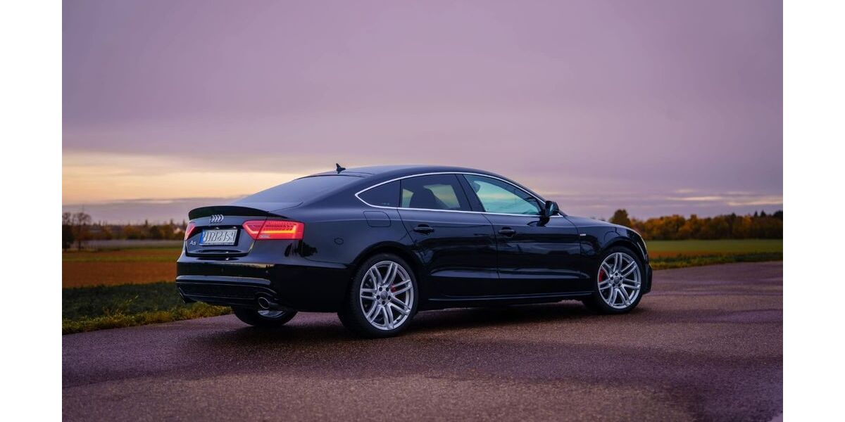 Audi A5 69.990 km 15.900 &euro; Merzenich 52399