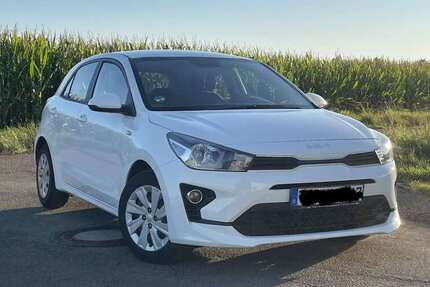 Kia Rio 93.617 km 12.500 € Nürnberg 90443