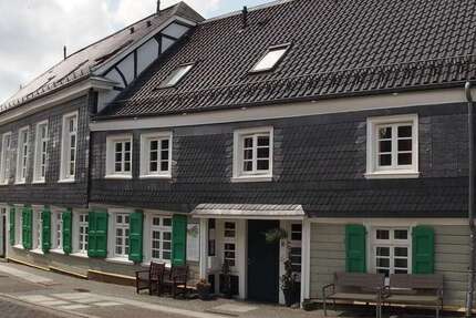 Wohnung Remscheid Lüttringhausen Lüttringhausen - 5 Zimmer, 132 m&sup2;, 328.520&euro; | Angebot:23731225