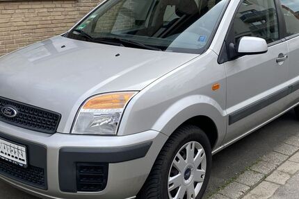 Ford Fusion 189.000 km 3.000 &euro; Düren 52351