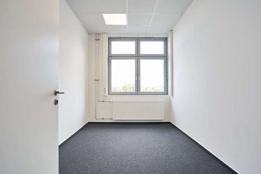 Büro in Mannheim 379 € 14.39 m²