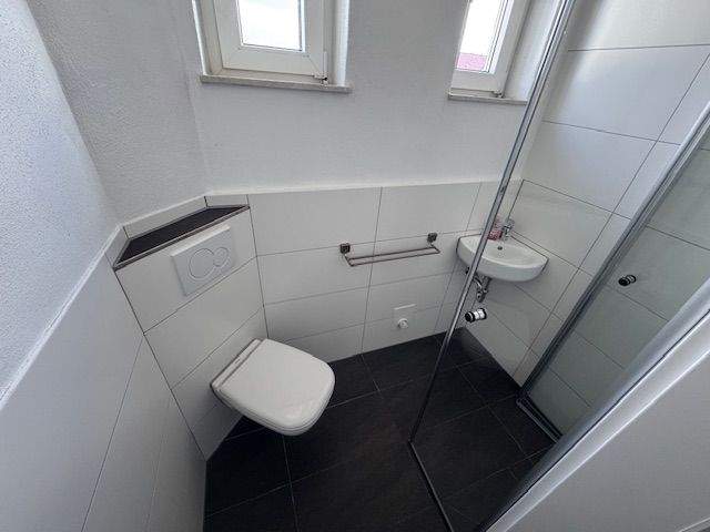 480GS2 - Charmante 4-Zimmer-Wohnung mit Kamin und Einbauküche – direkt an Schule und Bahnhof 4 zimmer