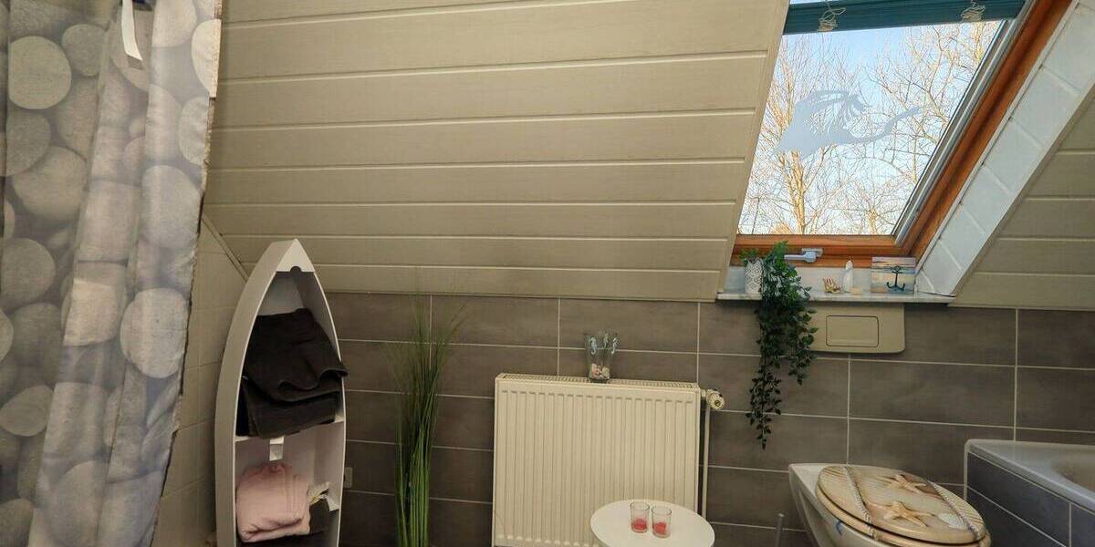 Mehrfamilienhaus, Wohnhaus Loxstedt Büttel - 5 Zimmer, 150 m&sup2;, 199.000&euro; | Angebot:26346013