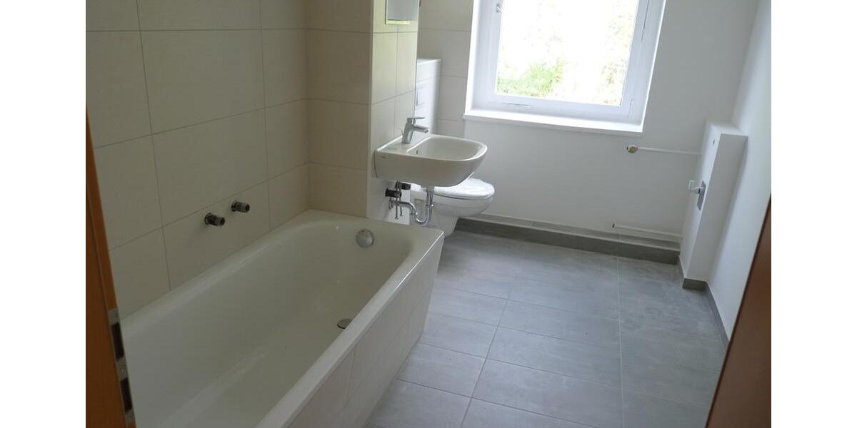 Etagenwohnung Güsten - 4 Zimmer, 85 m&sup2;, 364&euro; | Angebot:25882140