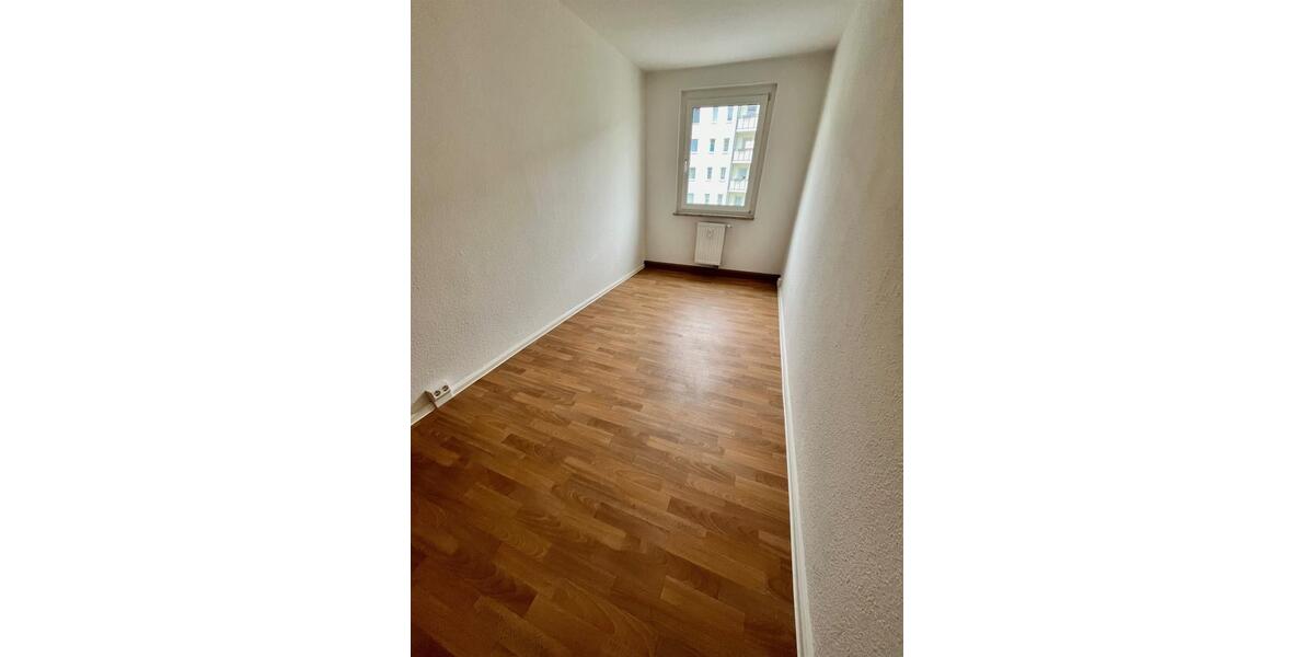 Etagenwohnung Oelsnitz (Vogtland) - 3 Zimmer, 58 m&sup2;, 319&euro; | Angebot:26287264