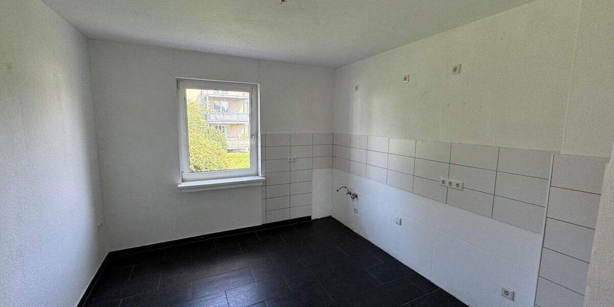 Etagenwohnung Detmold Innenstadt - 4 Zimmer, 85 m&sup2;, 795&euro; | Angebot:25776741