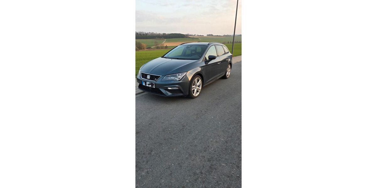 Seat Leon 80.000 km 19.500 &euro; Balve 58802