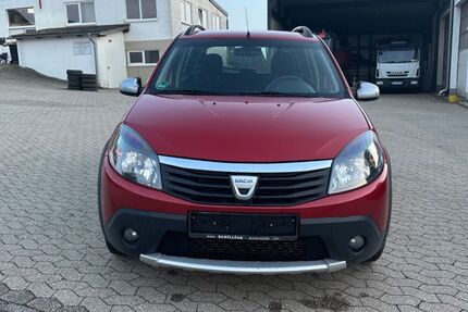 Dacia Sandero 176.964 km 2.100 &euro; Müllenbach 53520