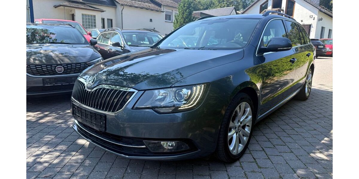 Skoda Superb 220.000 km 7.490 &euro; Meschede 59872