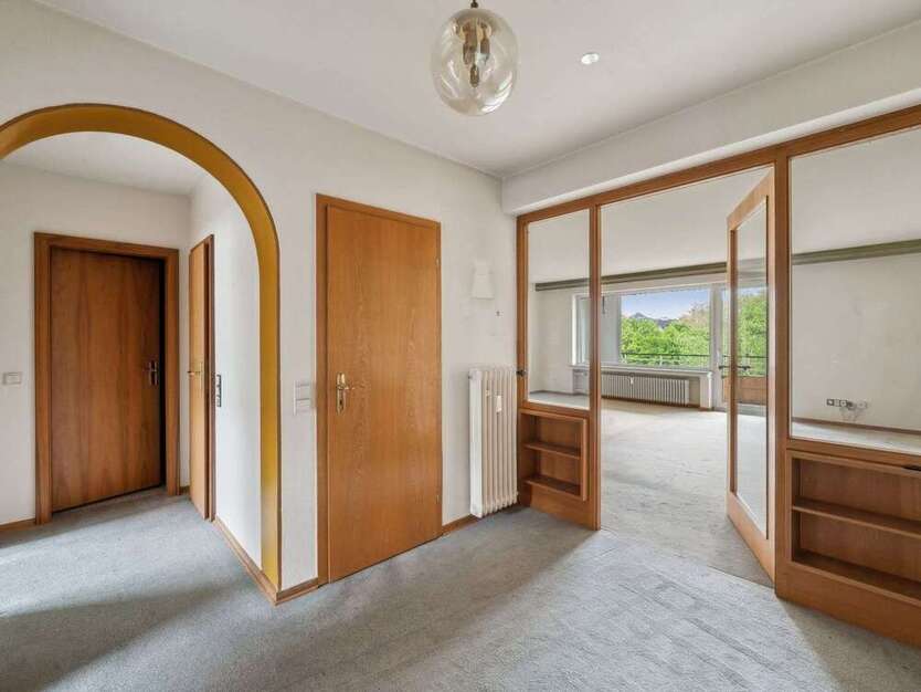 Wohnung zum Kaufen in Düsseldorf 349.000 € 83 m²