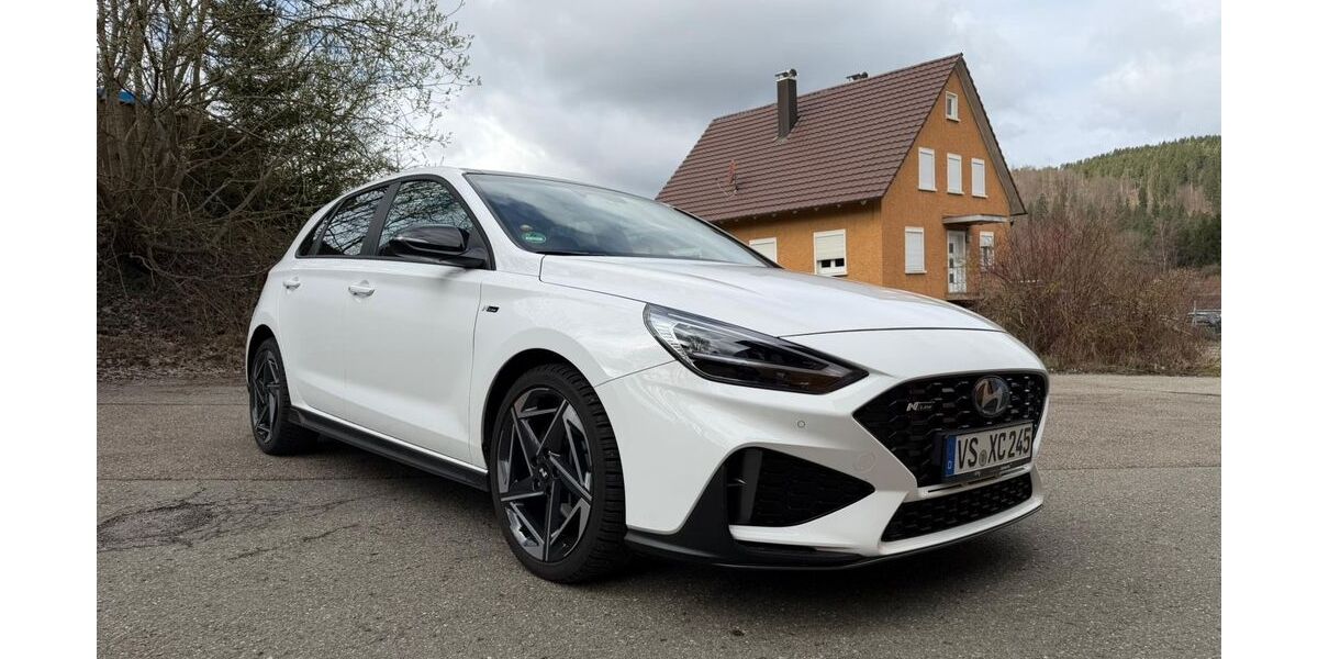 Hyundai i30 22.088 km 20.990 &euro; Tuttlingen 78532