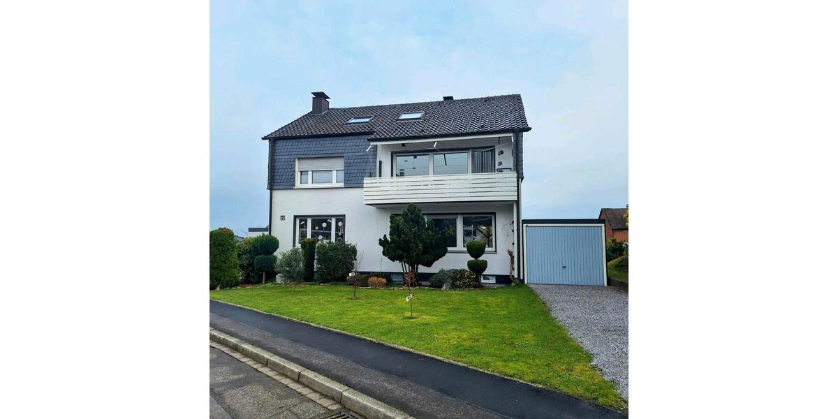 Zweifamilienhaus von Privat 8 zimmer