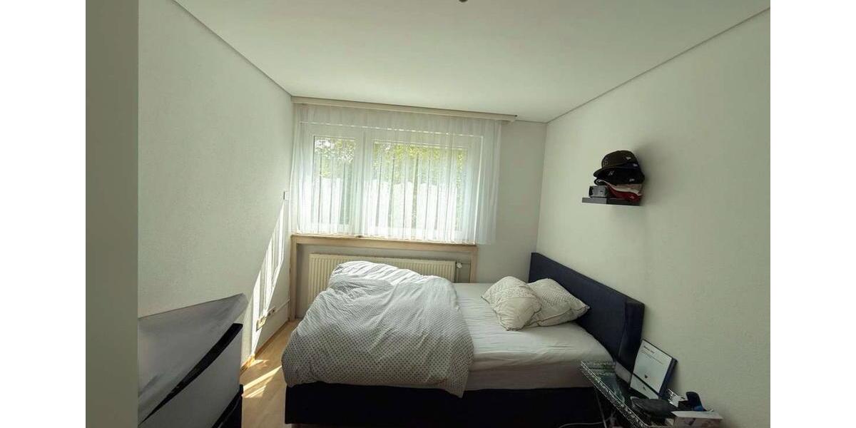 Etagenwohnung Böblingen - 4 Zimmer, 100 m&sup2;, 450.000&euro; | Angebot:26680973