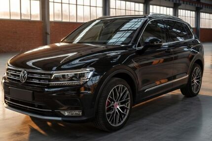 VW Tiguan 72.000 km 27.900 &euro; Grafenau-Großarmschlag 94481