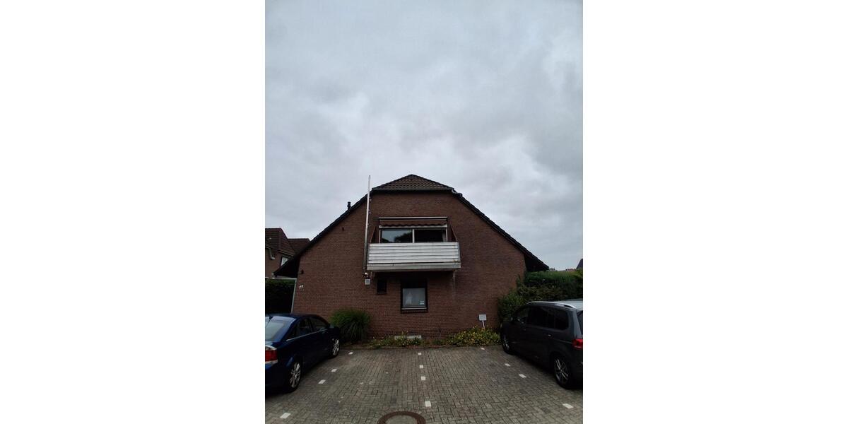 Dachgeschoßwohnung Varel - 2 Zimmer, 42 m&sup2;, 140.000&euro; | Angebot:27121282