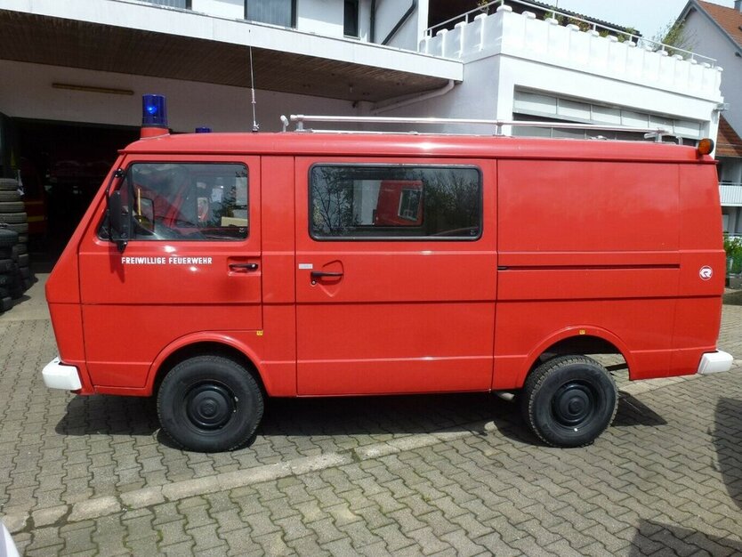 VW LT 35 * 2 Schiebetüren * Oldtimer * Diff.-Sperre 23.000 km 10.900 € Nürtingen 72622