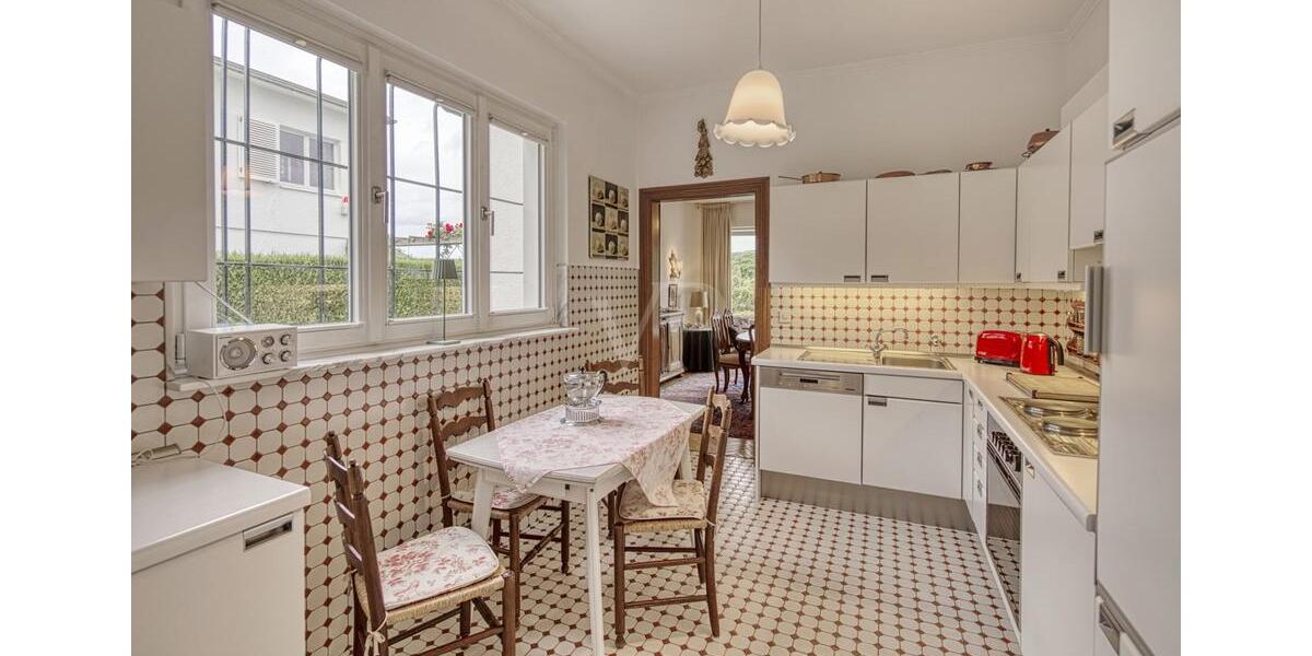 Einfamilienhaus Bonn Lannesdorf - 6 Zimmer, 160 m&sup2;, 3.100&euro; | Angebot:24795046