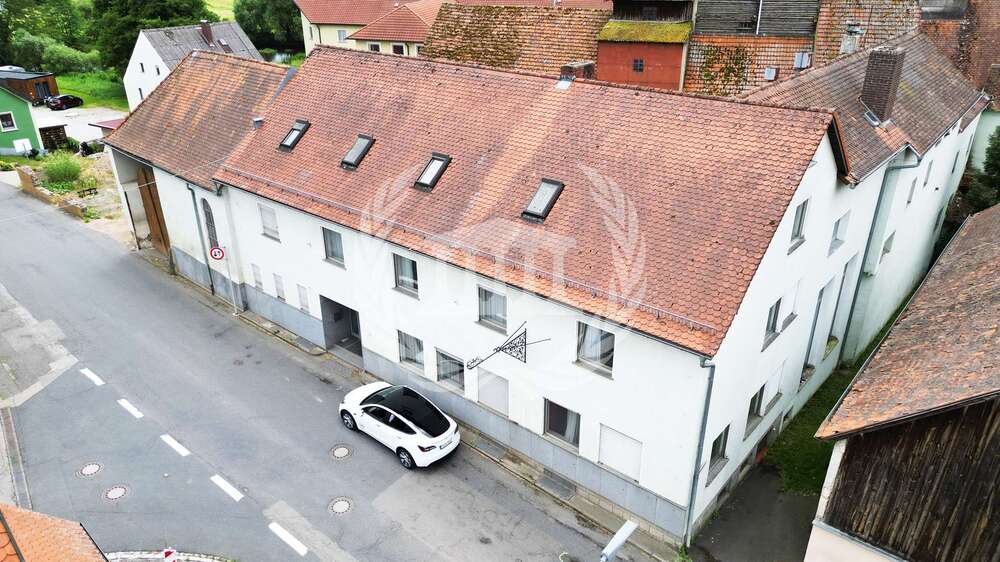 Einfamilienhaus Altendorf - 14 Zimmer, 1 m&sup2;, 279.000&euro; | Angebot:23567306