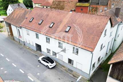 Haus zum Kaufen in Altendorf 279.000 € 1 m² 14 zimmer