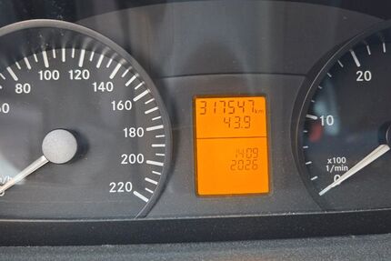 Mercedes-Benz Vito 317.547 km 8.750 &euro; Stralsund 18439