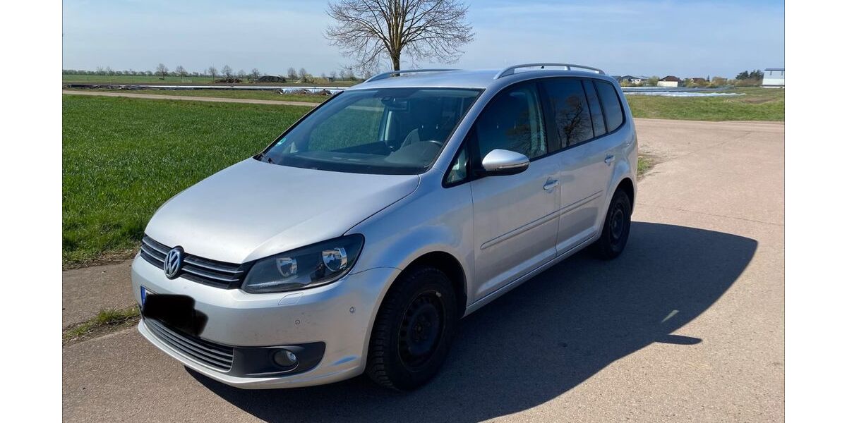 VW Touran 360.000 km 4.600 &euro; Groß Rosenburg 39240