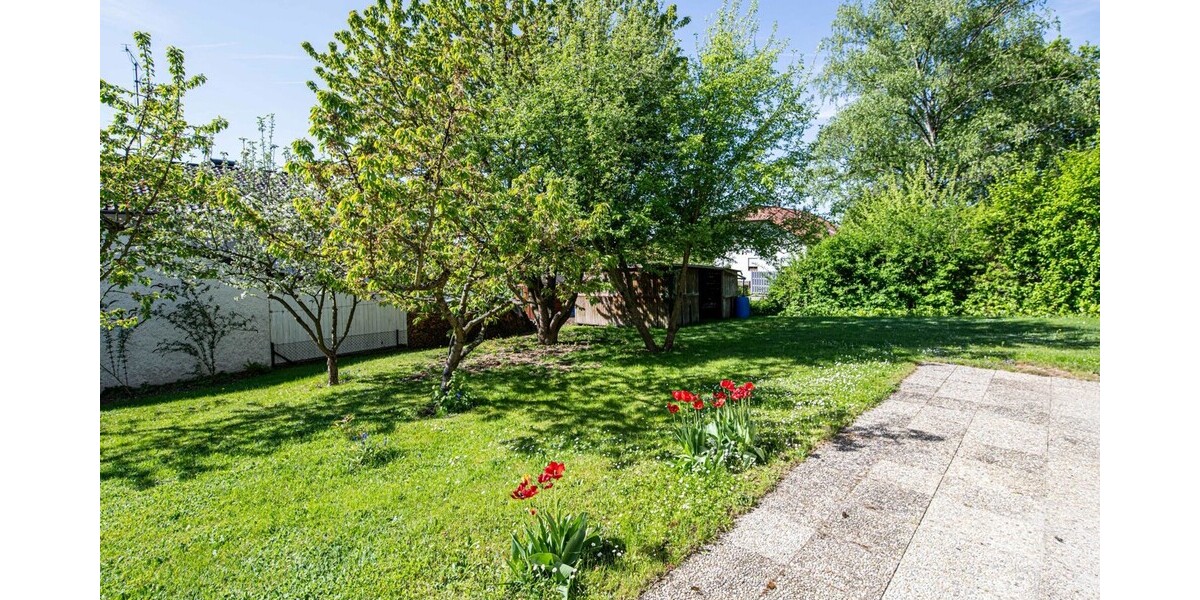 Zweifamilienhaus in guter Lage, größtenteils saniert - Zweifamilienhaus Stamsried | Angebot:25072865