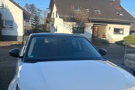 Land Rover Range Rover Evoque 94.500 km 20.900 &euro; Eggenstein 76344