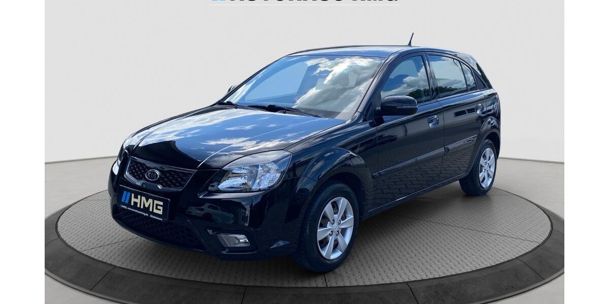 Kia Rio 83.000 km 4.900 &euro; Büdingen-Düdelsheim 63654