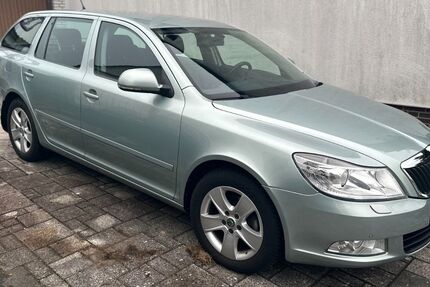 Skoda Octavia 163.000 km 5.500 &euro; Brunsbek 22946