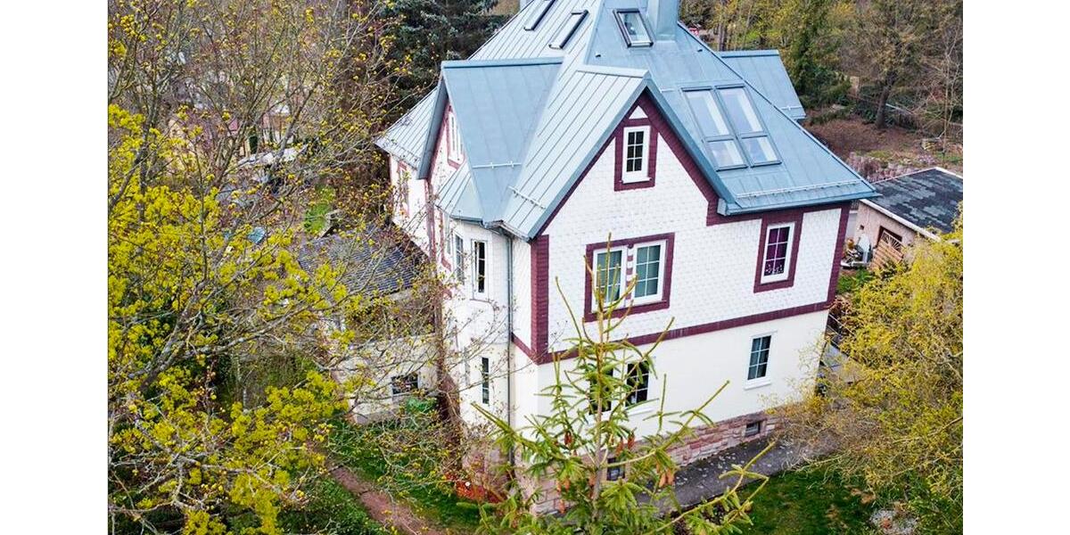Villa Schmalkalden - 14 Zimmer, 290 m&sup2;, 249.000&euro; | Angebot:27044464