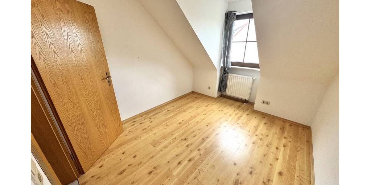 Einfamilienhaus Wassertrüdingen - 3 Zimmer, 225.000&euro; | Angebot:25731382