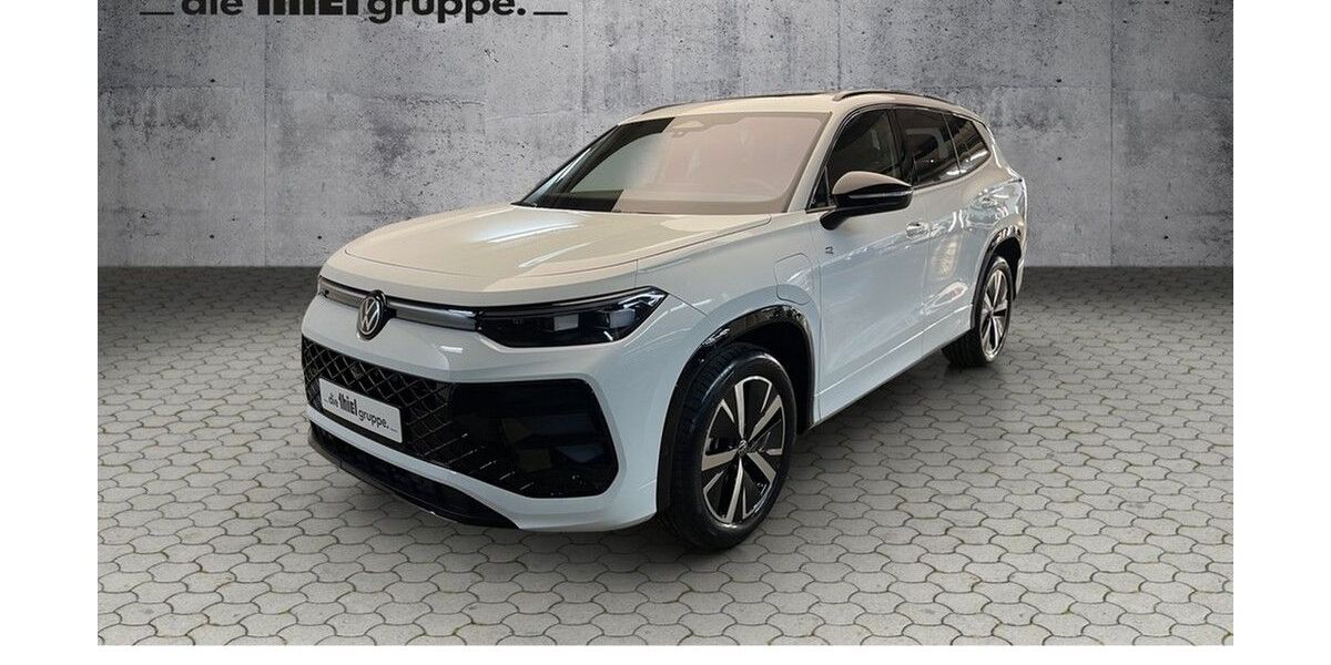 VW Tayron 15.801 km 56.990 € Paderborn 33100