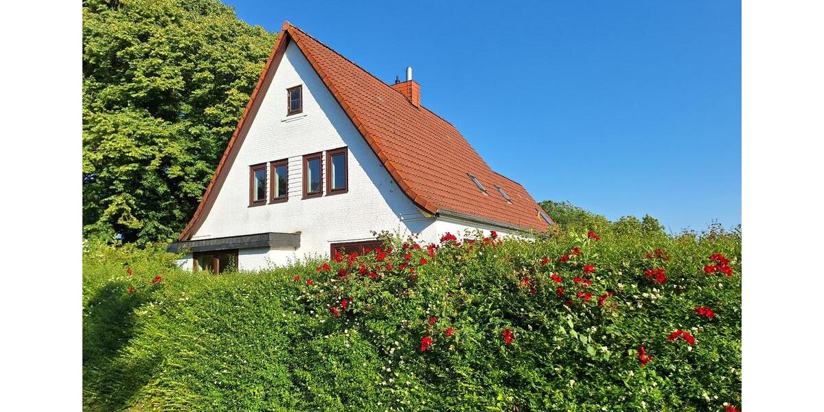 Einfamilienhaus Tellingstedt - 8 Zimmer, 140 m&sup2;, 335.000&euro; | Angebot:26414466