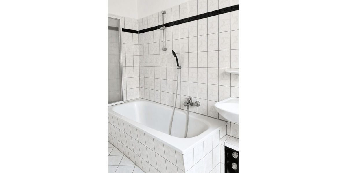 Etagenwohnung Meerane - 2 Zimmer, 55 m&sup2;, 360&euro; | Angebot:26859182