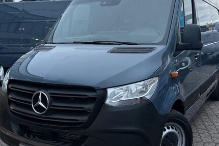 Mercedes-Benz Sprinter 146.000 km 18.750 &euro; Hilden 40721
