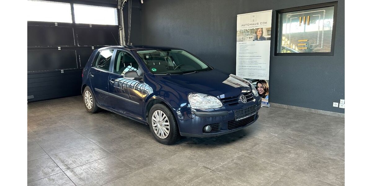 VW Golf 159.000 km 3.999 &euro; Gäufelden 71126