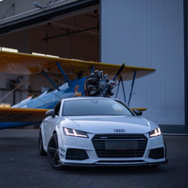 TT