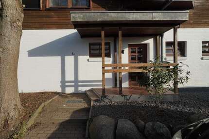 Haus Bad Oldesloe - 2 Zimmer, 71 m&sup2;, 820&euro; | Angebot:27350057