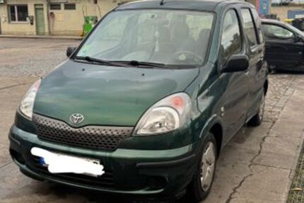 Toyota Verso 126.000 km 3.000 &euro; Berlin 10559