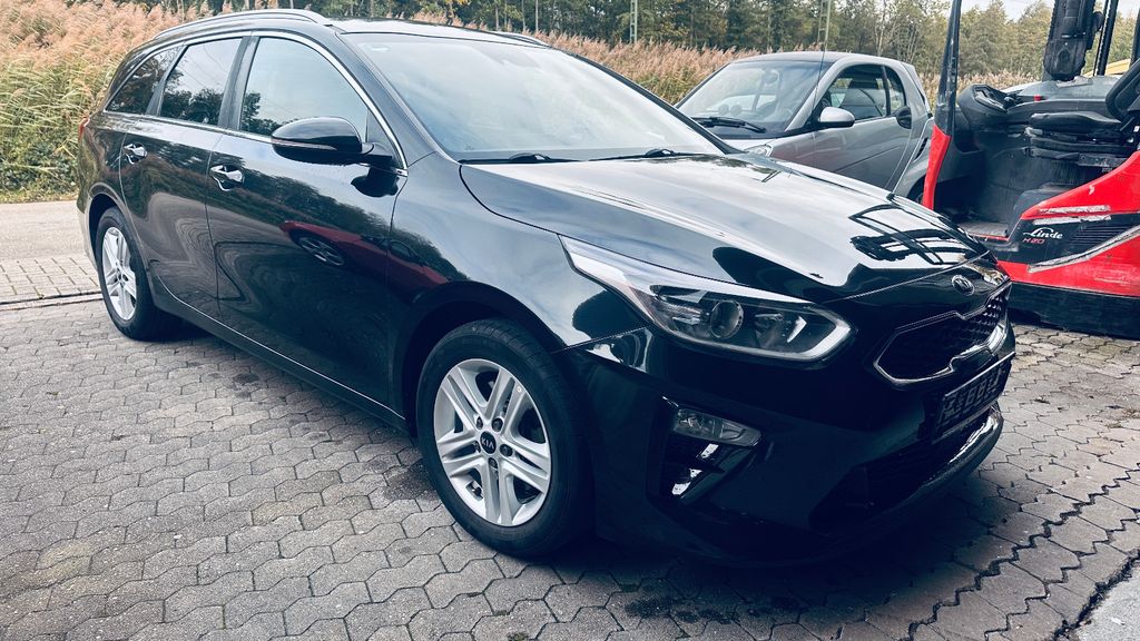 Kia ceed / Ceed 149.000 km 9.990 € Bruchsal OT Untergrombach 76646